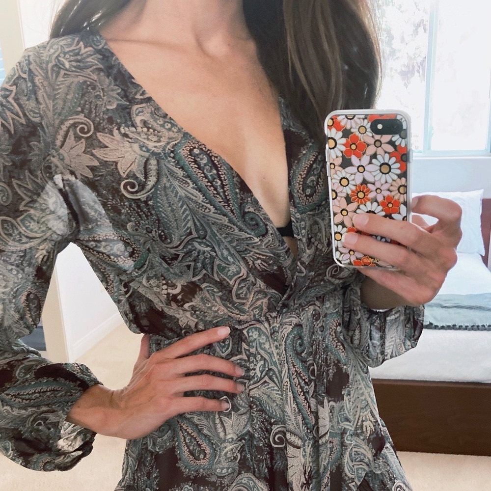 Darling paisley Romper - Picture 7 of 7